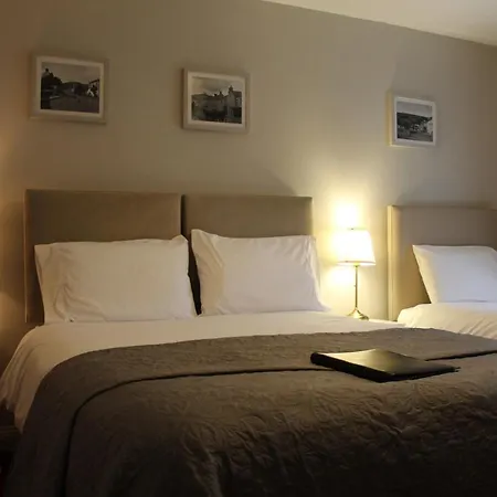 Madelines * Tinahely