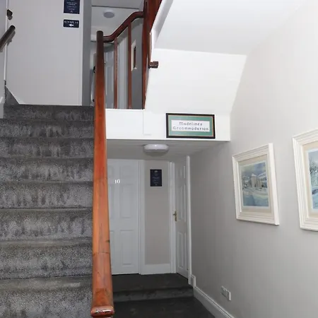 Madelines * Tinahely