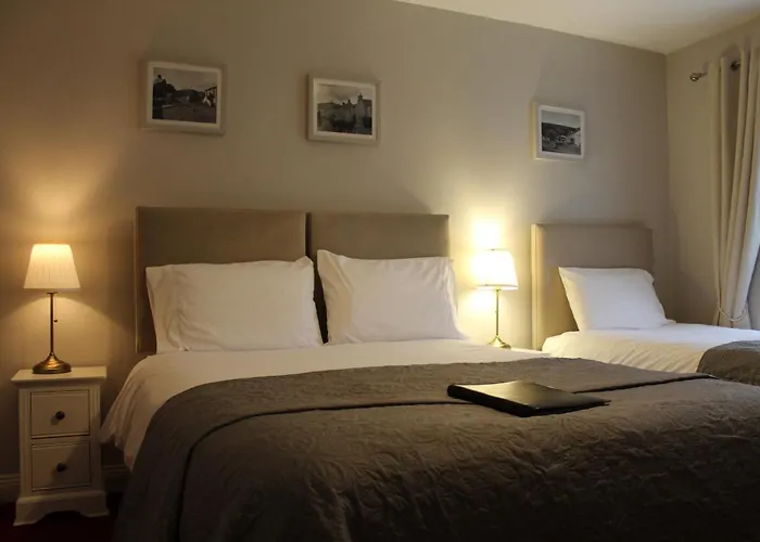 Madelines * Tinahely