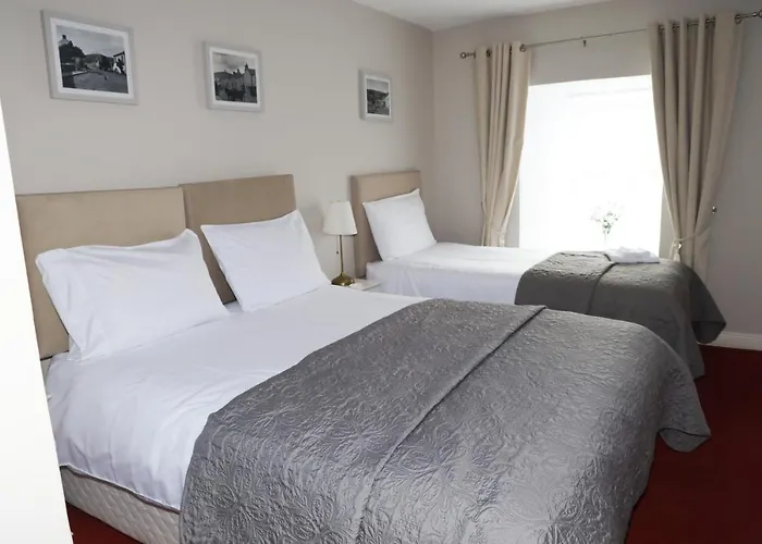 Madelines * Tinahely